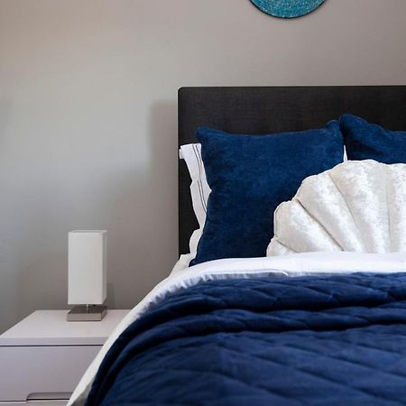 Stylish George Street Apartment Peebles Dış mekan fotoğraf