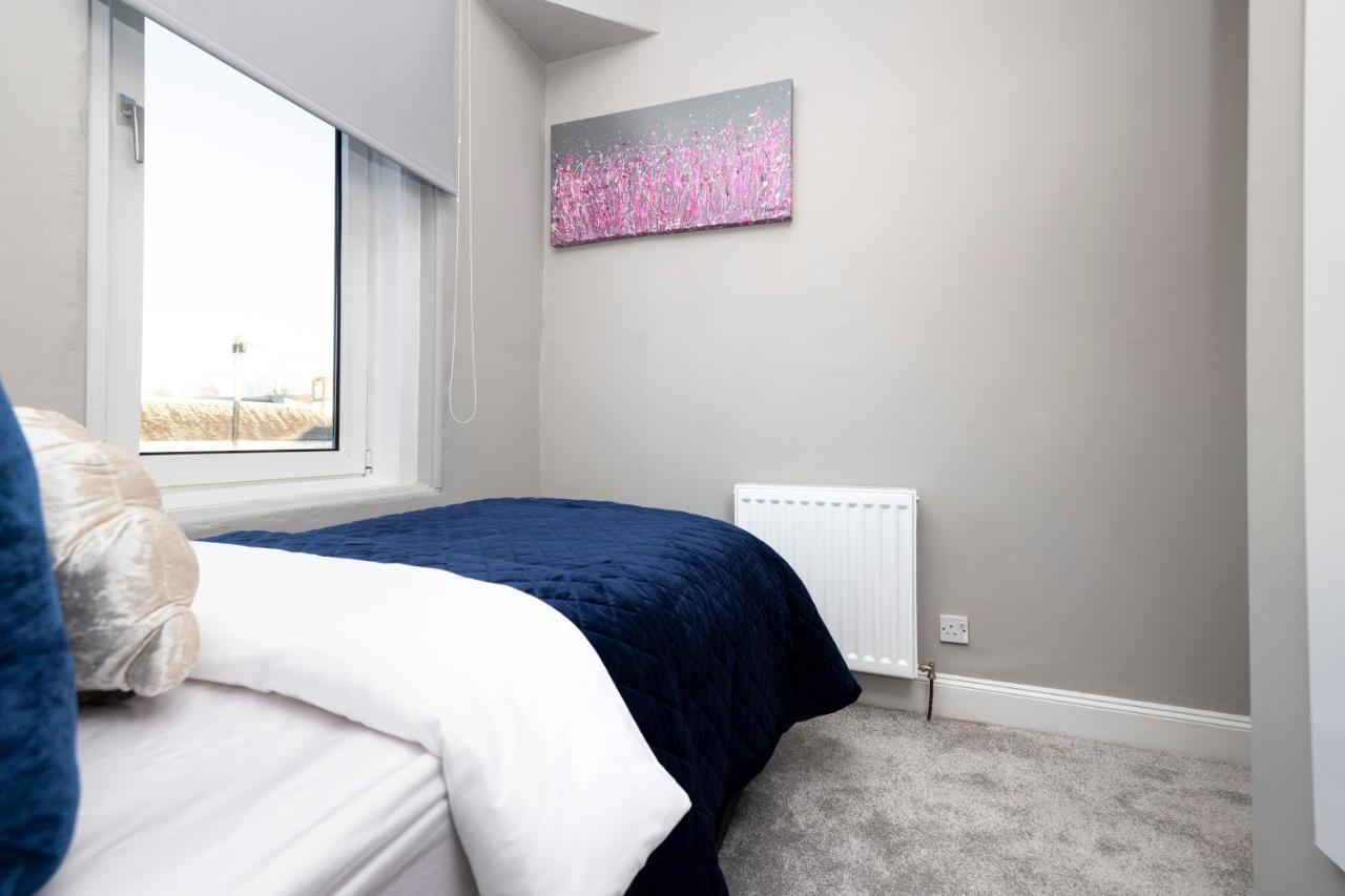 Stylish George Street Apartment Peebles Dış mekan fotoğraf