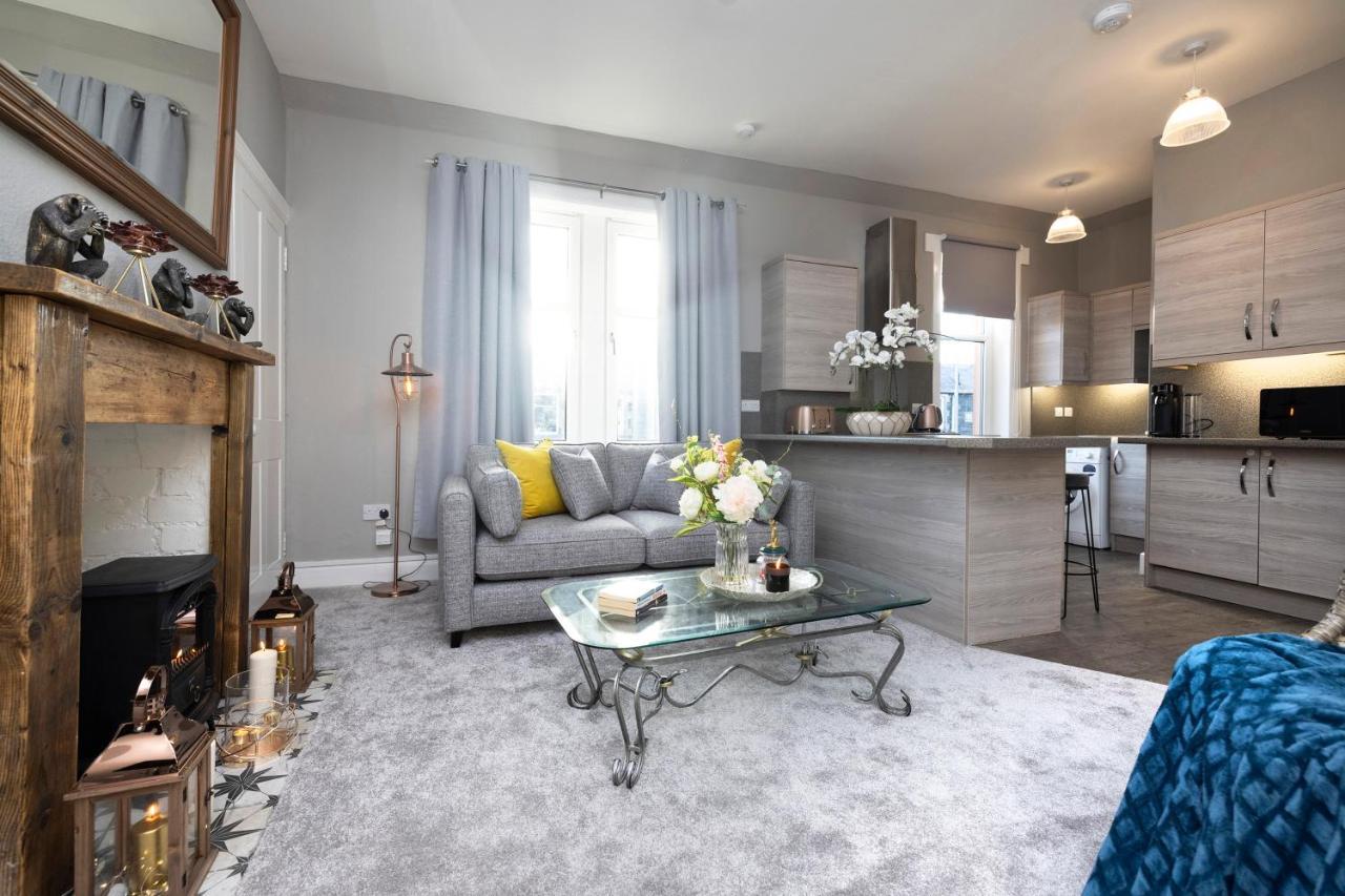 Stylish George Street Apartment Peebles Dış mekan fotoğraf