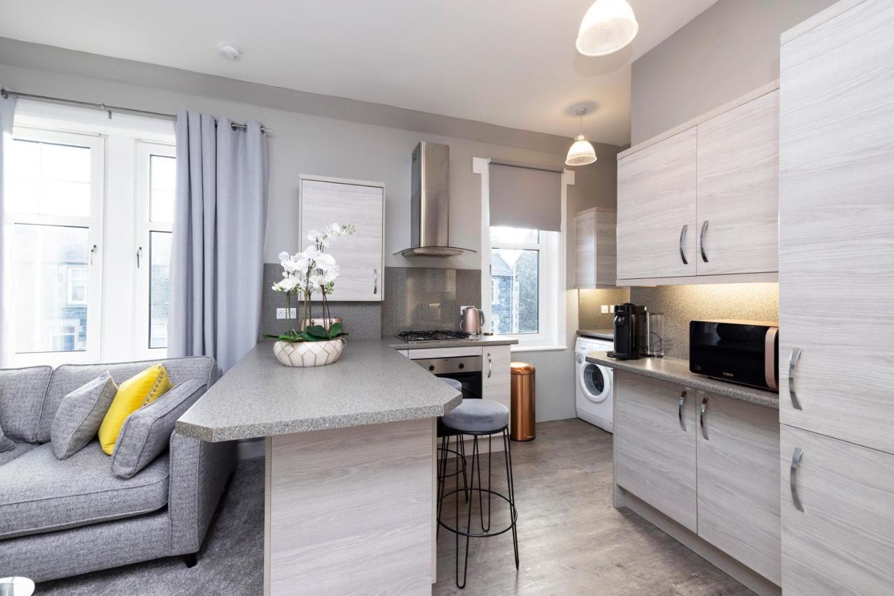 Stylish George Street Apartment Peebles Dış mekan fotoğraf