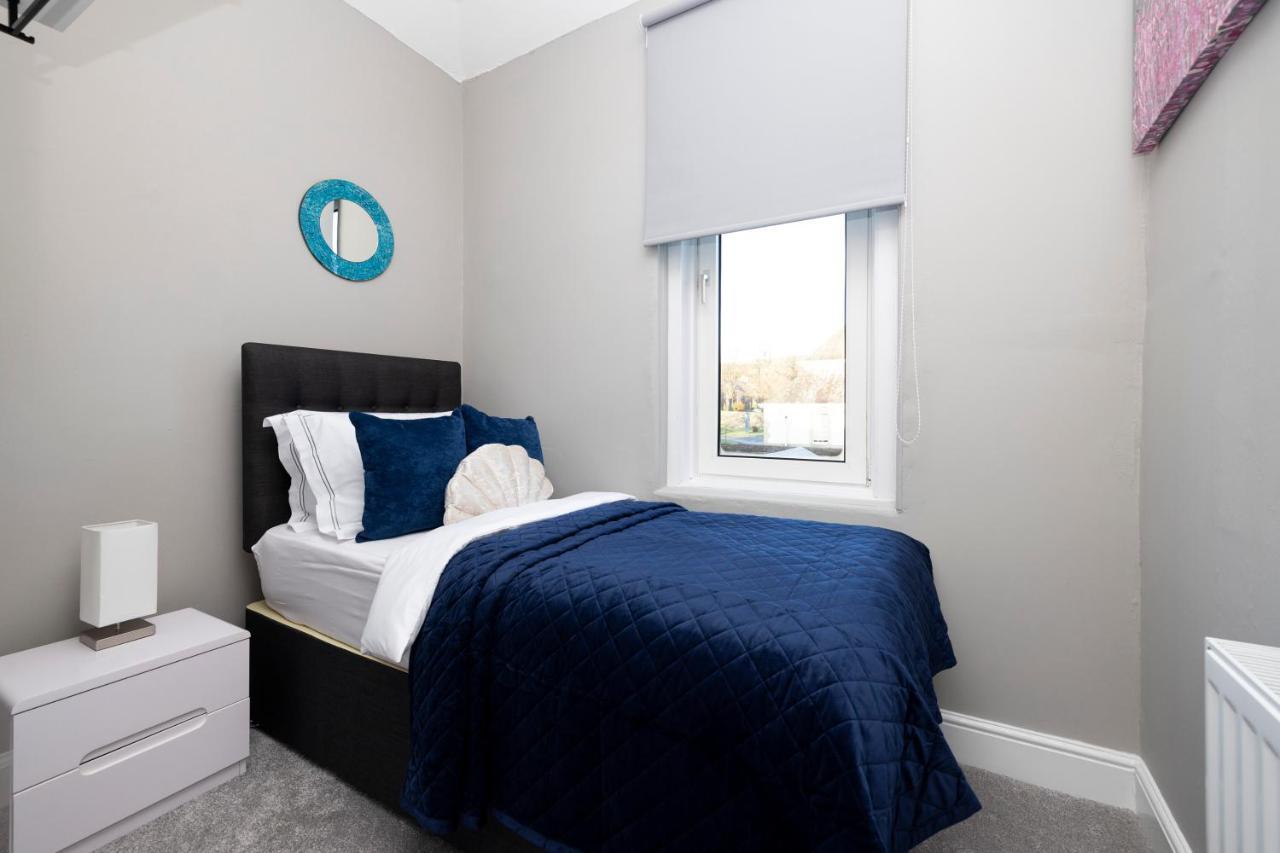 Stylish George Street Apartment Peebles Dış mekan fotoğraf