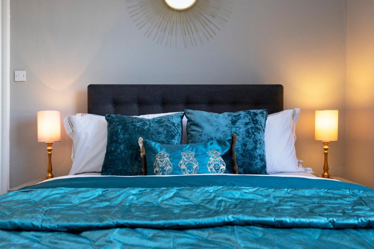 Stylish George Street Apartment Peebles Dış mekan fotoğraf
