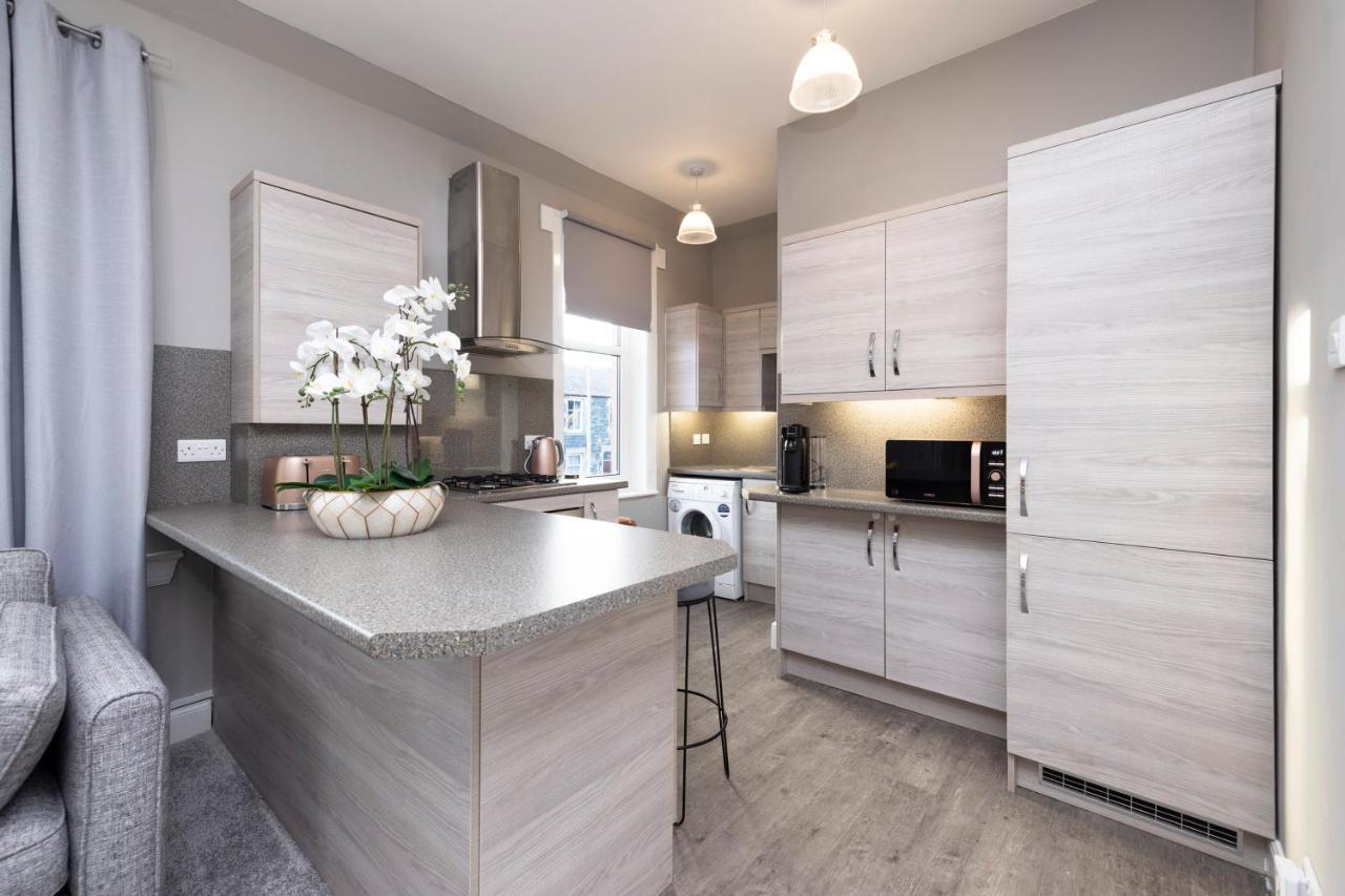 Stylish George Street Apartment Peebles Dış mekan fotoğraf